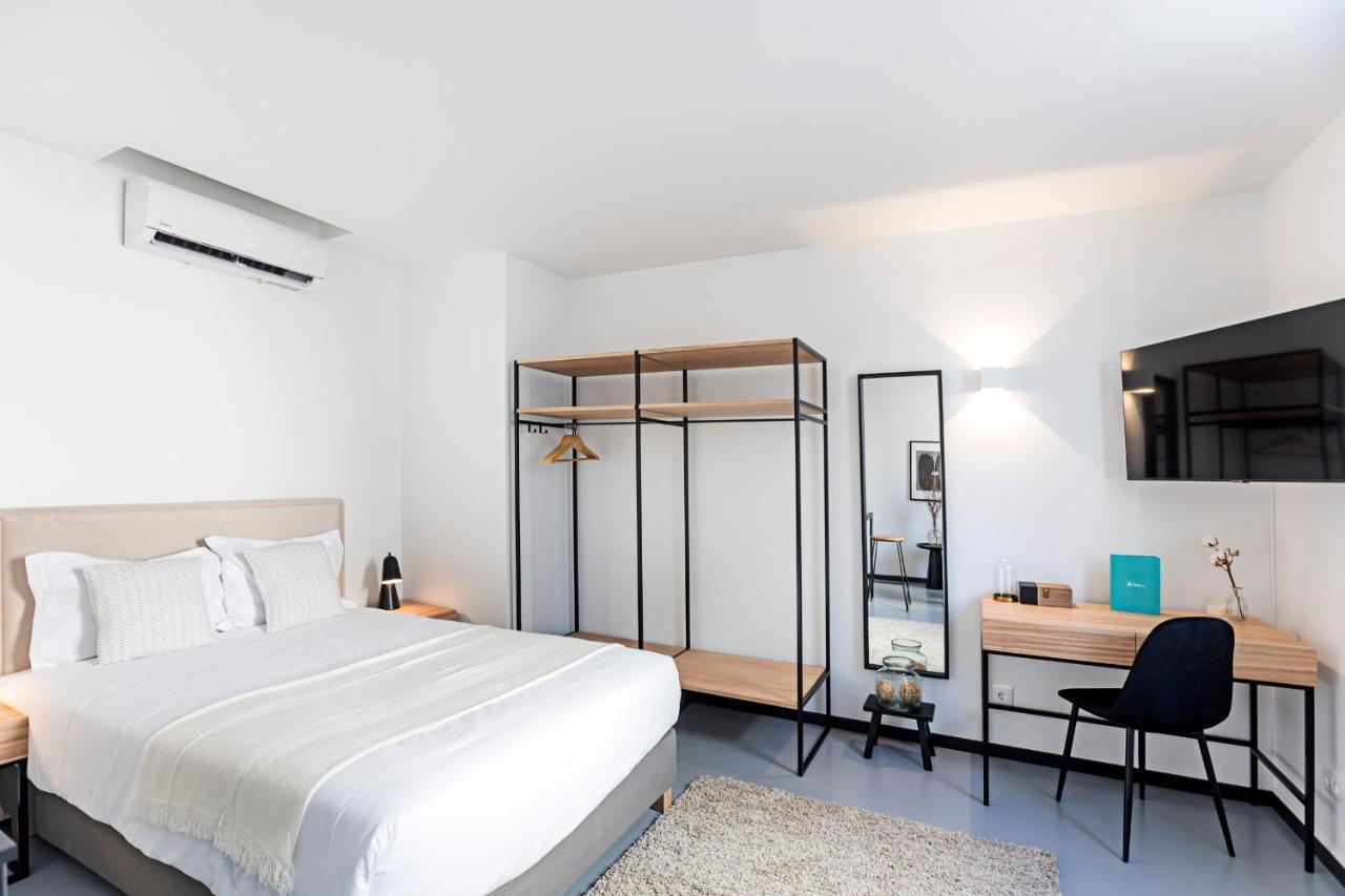 Regras 45 Building A By Lovelystay Porto Bagian luar foto