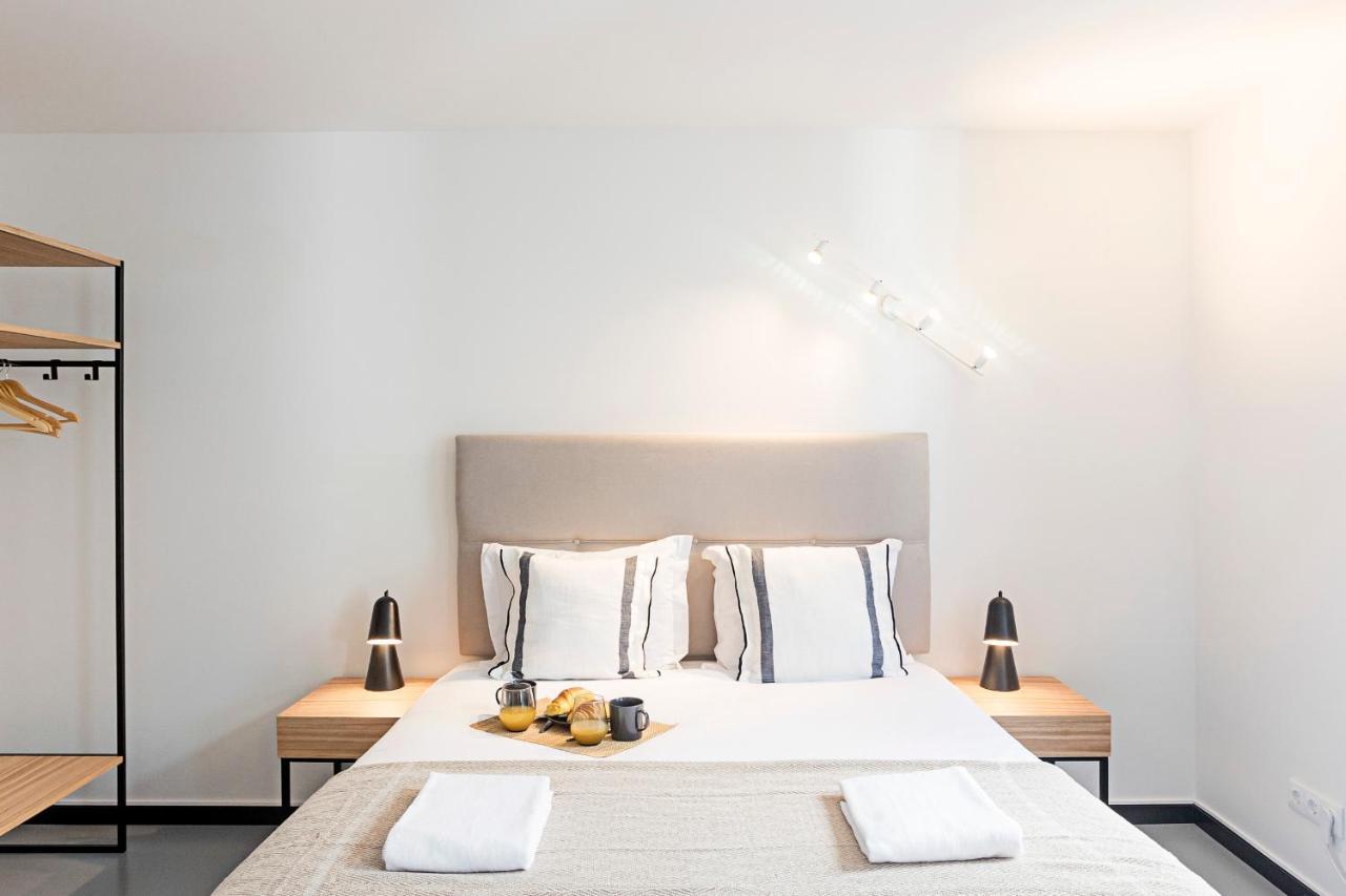 Regras 45 Building A By Lovelystay Porto Bagian luar foto