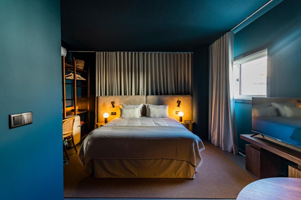 Regras 45 Building A By Lovelystay Porto Bagian luar foto
